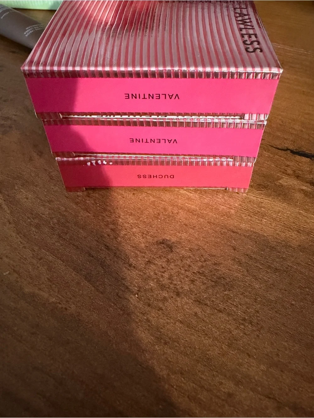 LAWLESS Cream Blush in Duchess, BNIB